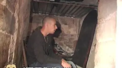 23 cm au fond de la gorge