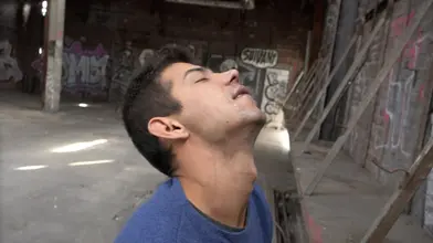 Grosse teub rebeu pour petit cul blanc