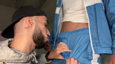 Recherche suceur obéissant