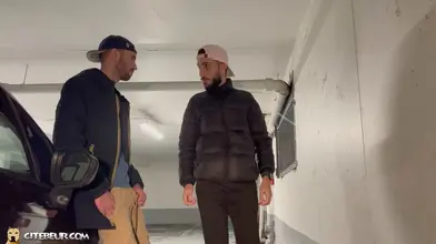 Fellation entre bad boys