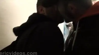 Kabyle rempli le cul d'un petit mec sexy