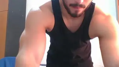 BG musclé en cam sur Chaturbate (druidmage93)