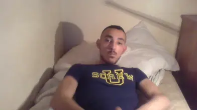 Mate l'anus épilé de Moundir