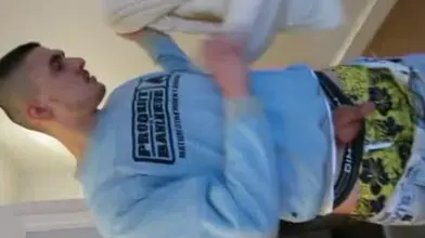 Yacine, 21 ans : Zeb fin mais couilles pleines