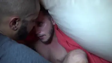 Le jus pressé par un groupe de voyous