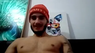 Un fumeur d'herbe montre sa bite