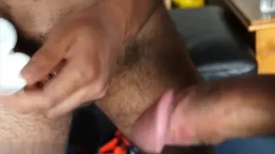 Ali Halibi : Mec Moyen-Oriental Sexy en Solo avec Fleshlight