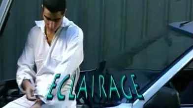 Abdel découvre entre mecs le sexe et ne peut plus s'en passer