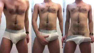 Omar montre sa grosse bite