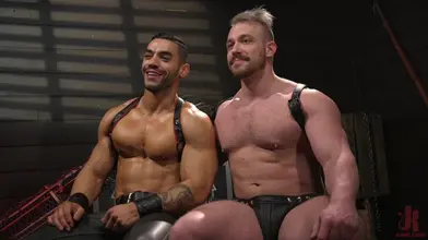 Heavy Handed – Arad Winwin Flogs, Fucks and Fists Blake Hunter