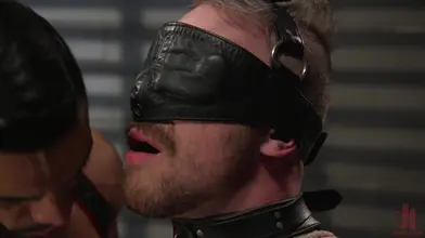 Heavy Handed – Arad Winwin Flogs, Fucks and Fists Blake Hunter