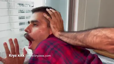 Daddy m'a baisé avant petit déjeuner - Kryz XXX, Samir Morais