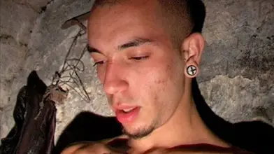 Vibe cuir au sous-sol