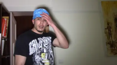 ce n'est pas une fille qui suce ce droit arabe