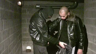 Suceur cagoulé & Med : session cave