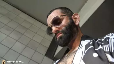 À genoux pour le boss (version soft)