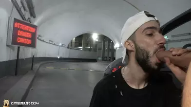 Apprendre à gérer une grosse XXL bareback