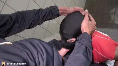 Le plus beau cul de ma vie — Samy & Dz