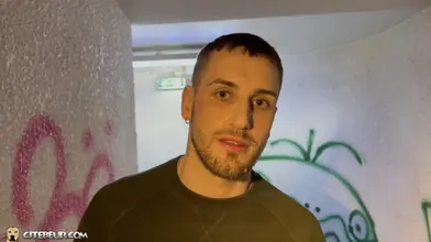 Kad n’arrive pas à oublier ce cul