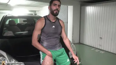 Karim Yoav fait une pause