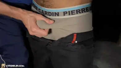 Obéis-moi, soumets-toi