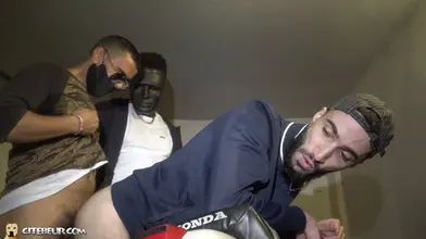 Cocksucker au pays des grosses queues – Partie 2