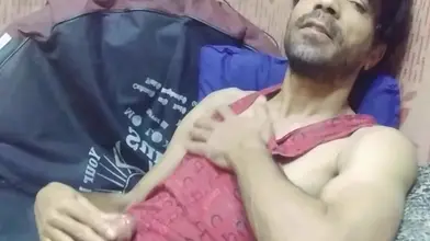 Grosse bite dans ma bouche et dans mon cul