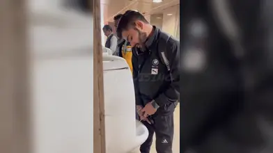 Mecs arabes en piss play