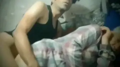 Yassser suce un Algérien discret et non circoncis à Paris