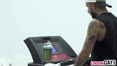 PERSONAL GAY TRAINER