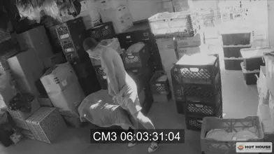 Arad Winwin baise son twink Zander Lane en bareback