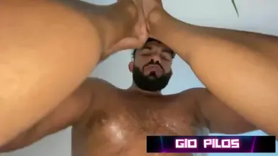 Dominé par un Arabe 2