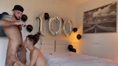 Amir qui défonce le petit cul de Hung Twinkie