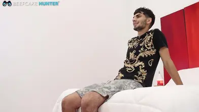 La première fois anale de Kian le Musclé