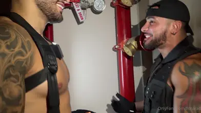 Je me Branle avec Mon Pote