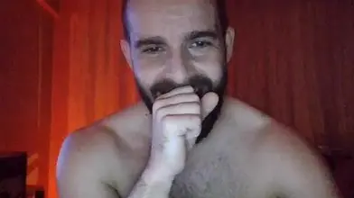 Mec Turc Poilu se Branle la Queue Intacte en Webcam
