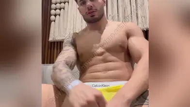Slip jaune et fleshlight — Mon après-midi en solo