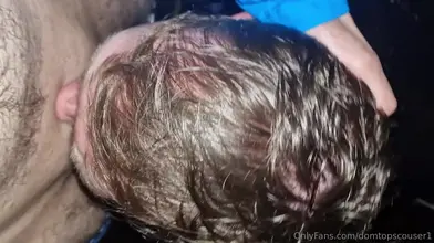 Adam le dragueur masqué (domtopscouser1) baise BBottomChav en double pénétration avec Mattmancs