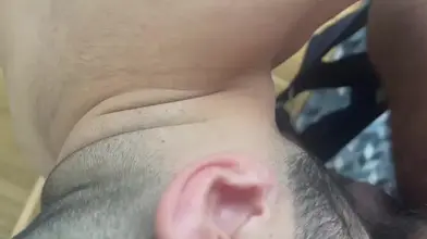 Homme du Moyen-Orient baisse son slip — WhatsApp POV amateur