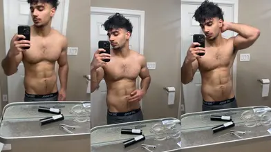 Je pose torse nu dans le miroir et j'exhibe mes abdos de perse dessinés