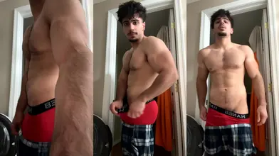 Je sors de mon boxer à carreaux après la muscu — teasing muscle perse