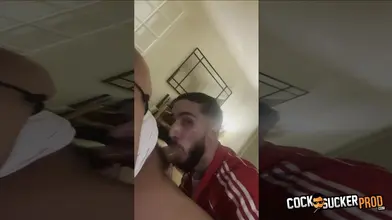 Bouffe mon gros zob arabe