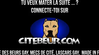 L'étalon arabe bien monté Akim La Matraque se fait servir son zob monstre par deux bouches - Partie 1