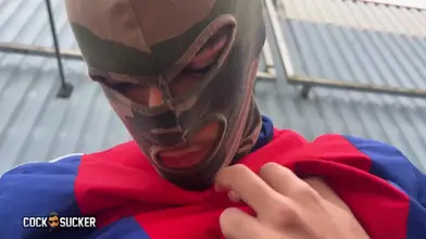 Hétéro Curieux — Première Pipe Gay