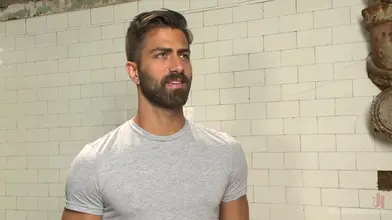 Sauna Sous Clé - Adam Ramzi Ligoté sur le Banc et Edgé dans la Vapeur